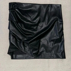 H&M Divided Faux- leather mini skirt US 6